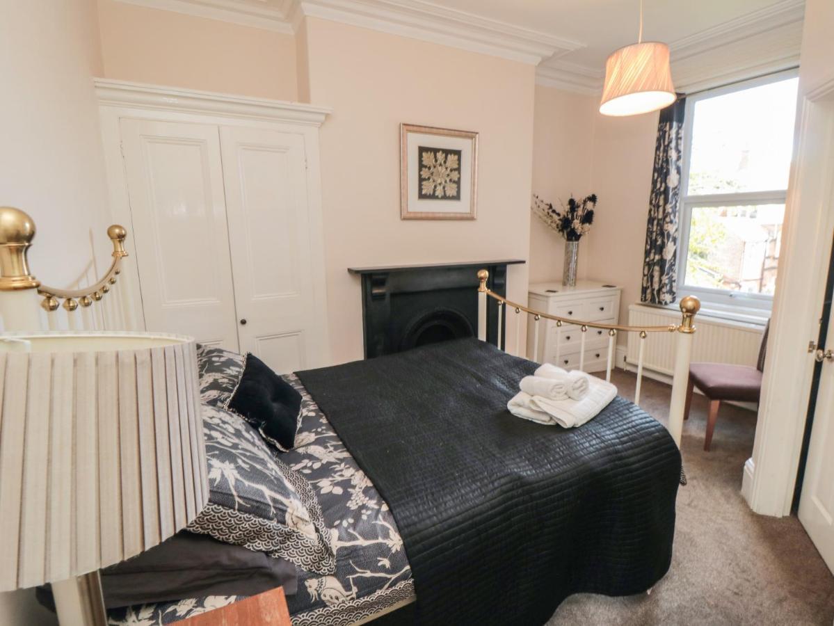 Вилла Wellington House Бринлингтон Экстерьер фото