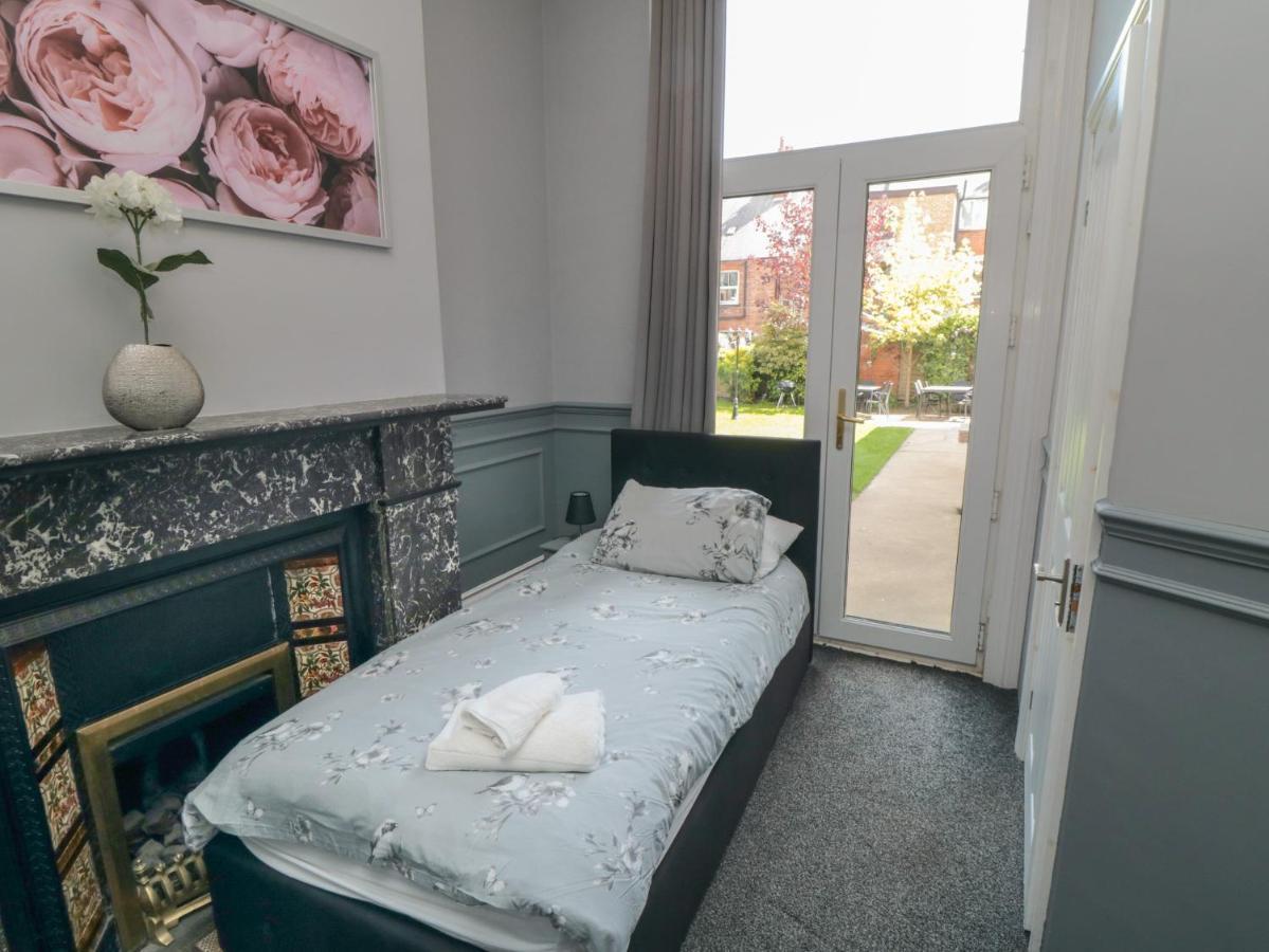 Вилла Wellington House Бринлингтон Экстерьер фото